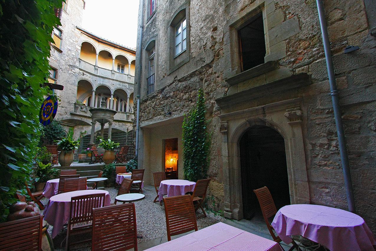 Hotel Restaurant D'Alibert Caunes-Minervois Bagian luar foto