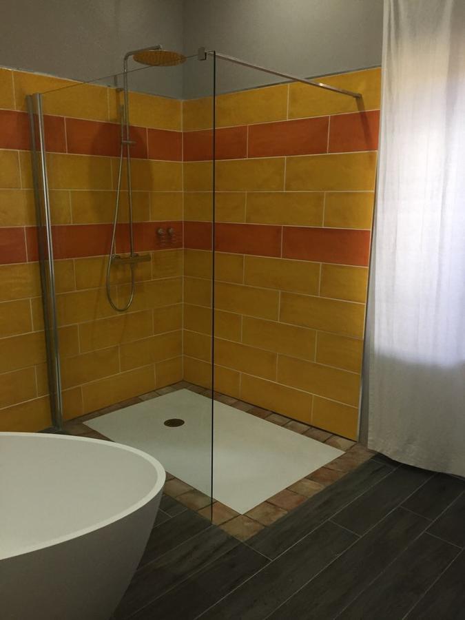 Hotel Restaurant D'Alibert Caunes-Minervois Bagian luar foto
